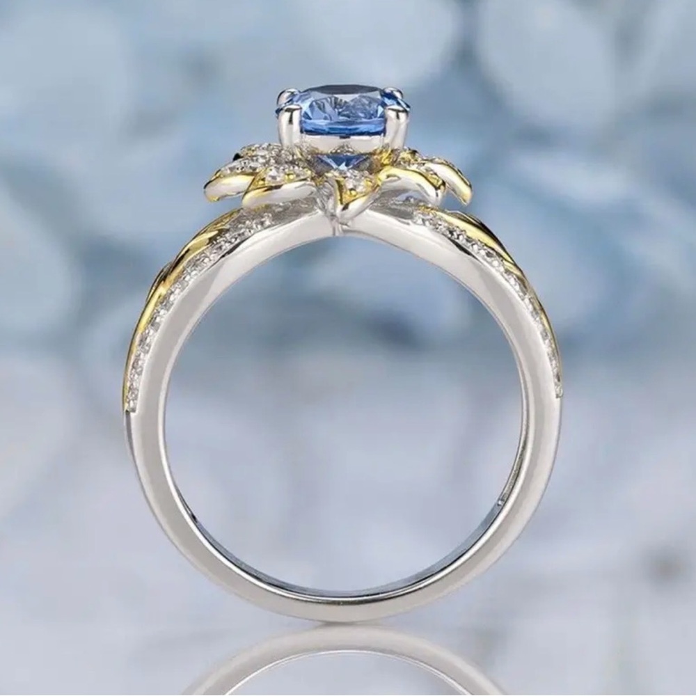 Elegant Blue & Gold Floral Ring. - Picture 3 of 4